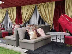 Boho Loungetisch 4